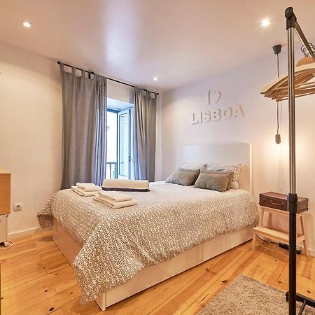 Apartamento Mira Graca Lisbona Esterno foto